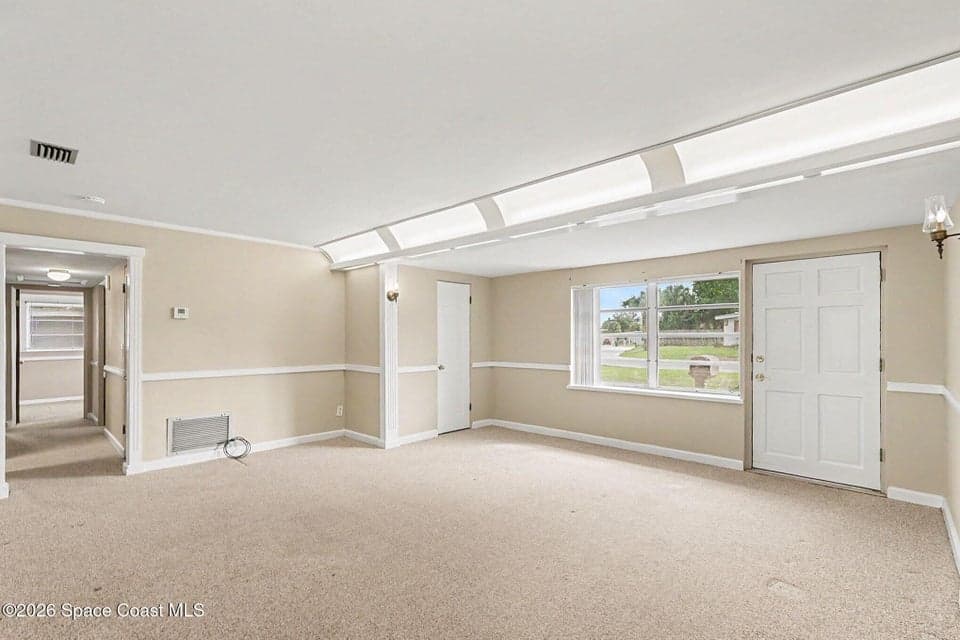 Home for sale at 1550 Hillcrest Drive, Melbourne, FL 32935 – 3 bed, 2 bath, photo 5