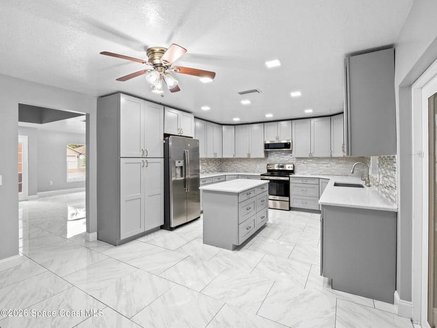 Home for sale at 2163 Dryden Court, Melbourne, FL 32935 – 5 bed, 3 bath, photo 5