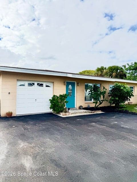 Home for sale at 20 Ocean Street, Merritt Island, FL 32952 – 3 bed, 2 bath