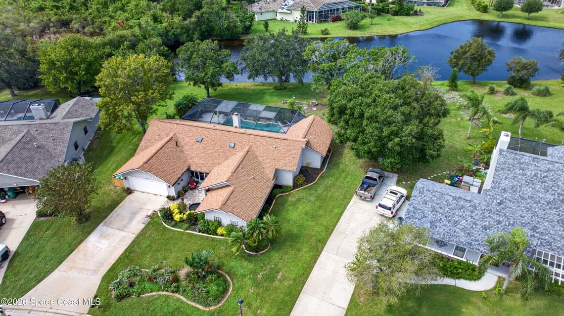 Home for sale at 1290 Silver Lake Drive, Melbourne, FL 32940 – 3 bed, 3 bath, photo 3