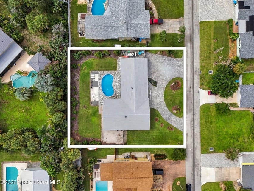 Home for sale at 507 Harland Avenue, Melbourne Beach, FL 32951 – 3 bed, 3 bath, photo 3