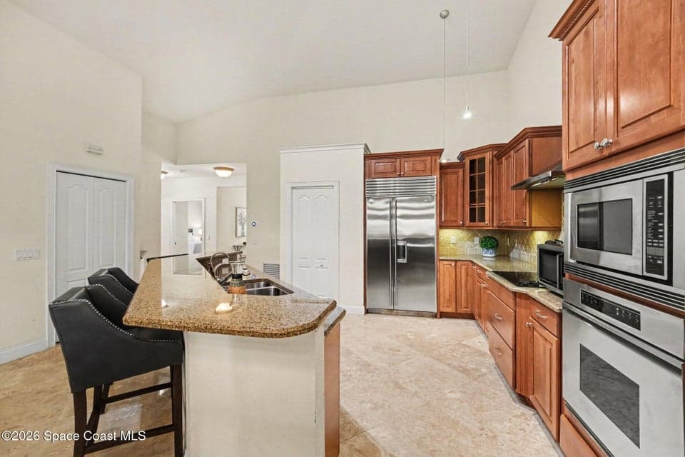 Home for sale at 129 Lancha Circle 204, Satellite Beach, FL 32937 – 3 bed, 2 bath, photo 6