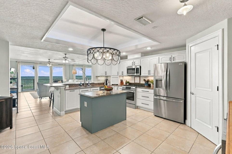 Condo for sale at 505 S Miramar Avenue 2403, Indialantic, FL 32903 – 3 bed, 2 bath, photo 5