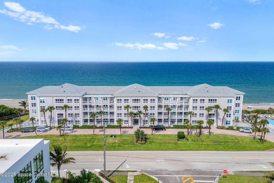 Condo for sale at 3037 S Hwy A1a 3c, Melbourne Beach, FL 32951 – 3 bed, 3 bath