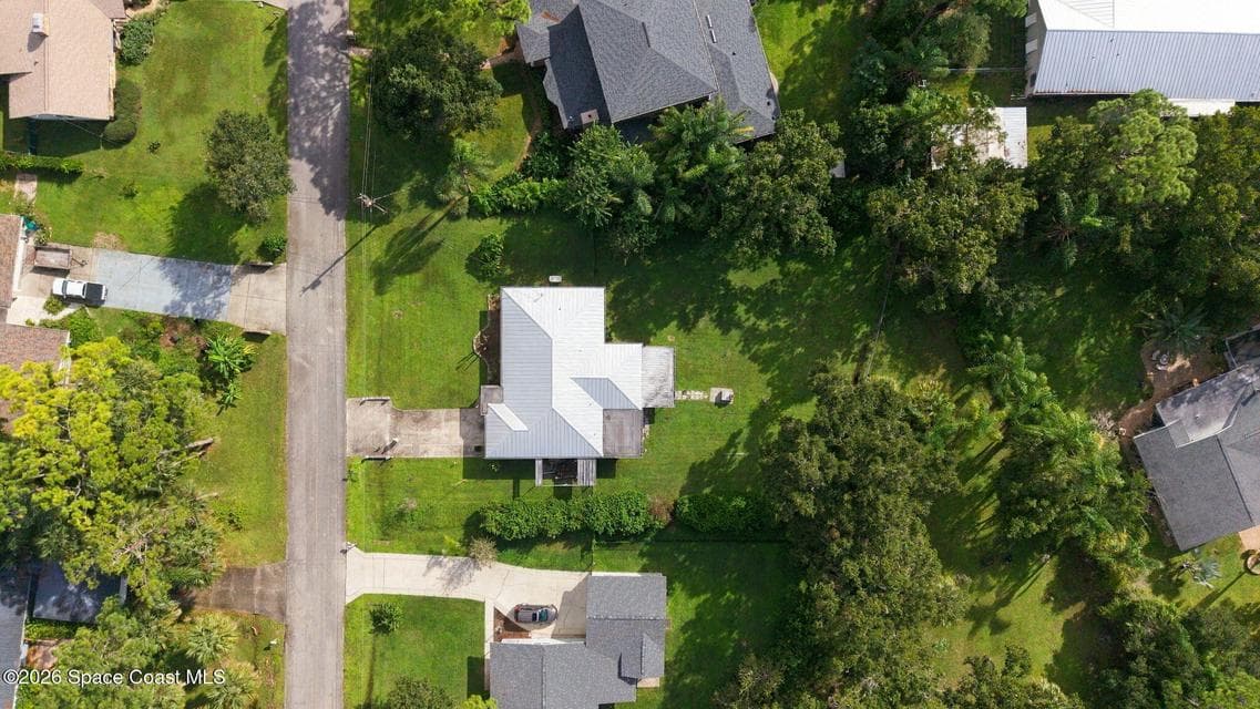 Home for sale at 363 Ibis Court, Melbourne, FL 32904 – 3 bed, 2 bath, photo 2
