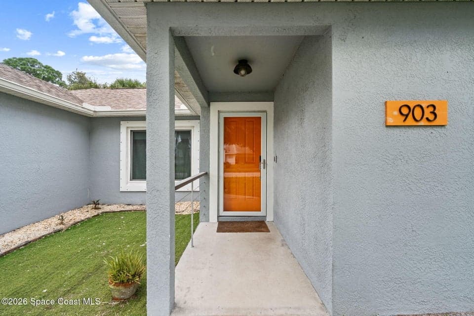Home for sale at 903 Beryl Drive, Rockledge, FL 32955 – 4 bed, 2 bath, photo 5