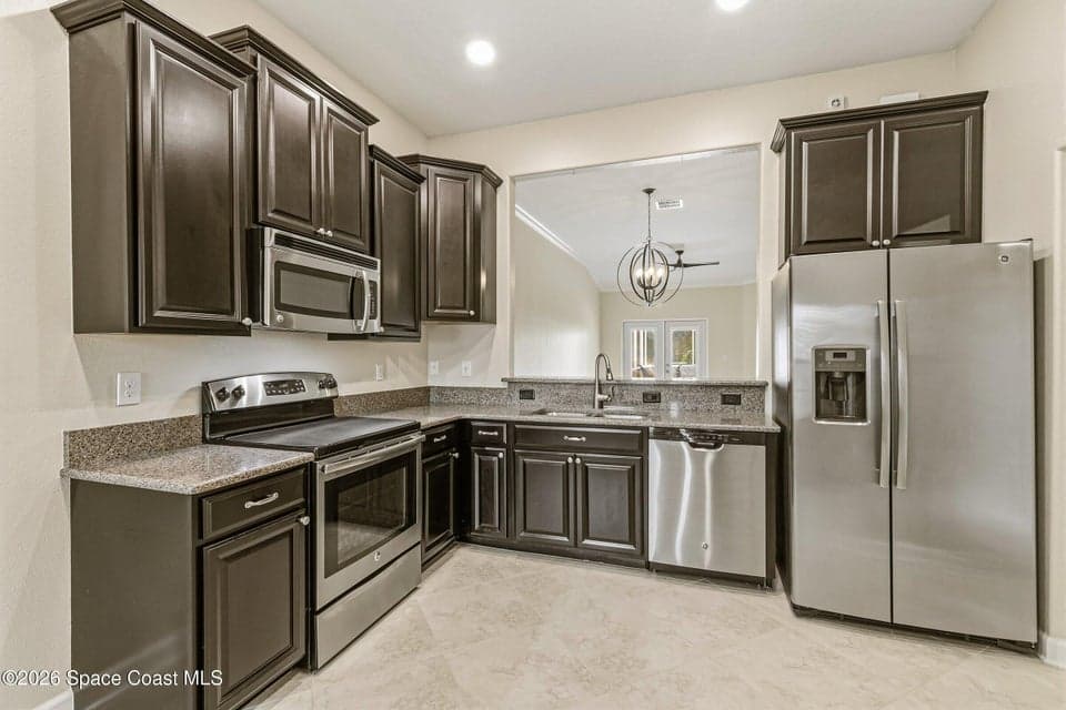 Condo for sale at 3566 Bancroft Drive, Melbourne, FL 32940 – 3 bed, 2 bath, photo 5