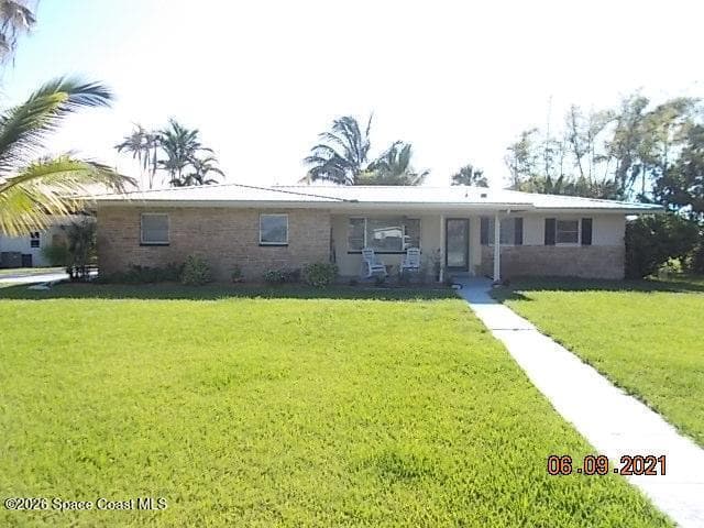 Home for sale at 274 Beverly Court, Melbourne Beach, FL 32951 – 2 bed, 3 bath