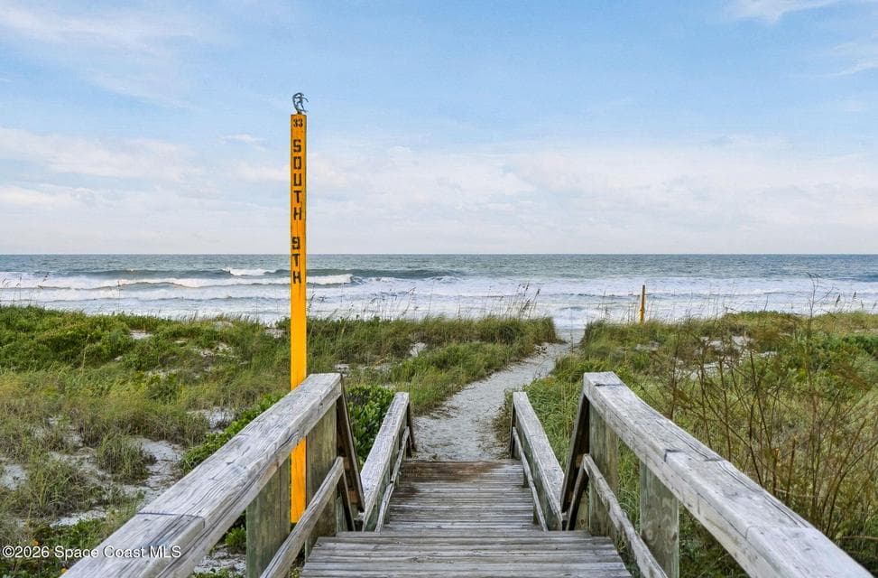 Home for sale at 905 S Brevard Avenue, Cocoa Beach, FL 32931 – 3 bed, 2 bath, photo 3