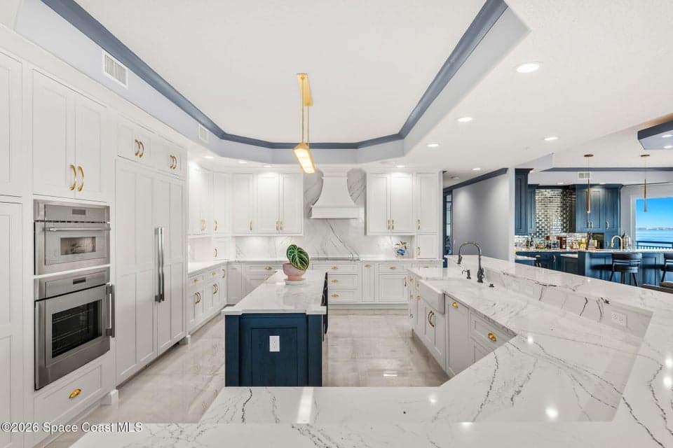 Condo for sale at 1465 S Harbor City Boulevard 1002, Melbourne, FL 32901 – 3 bed, 4 bath, photo 5