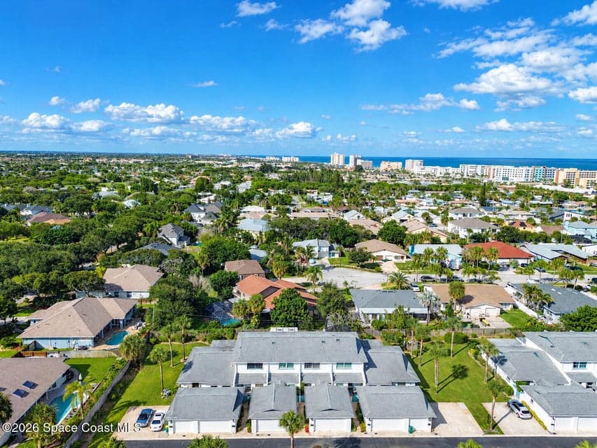 Condo for sale at 290 Paradise Boulevard 62, Indialantic, FL 32903 – 2 bed, 3 bath