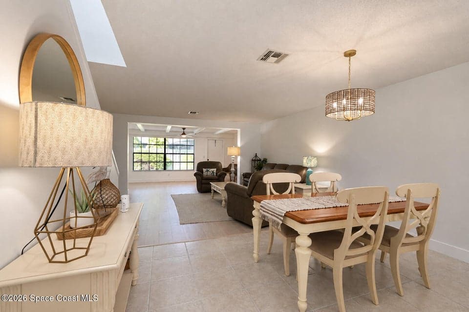 Condo for sale at 290 Paradise Boulevard 62, Indialantic, FL 32903 – 2 bed, 3 bath, photo 5