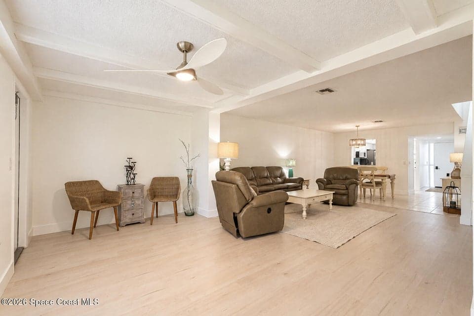 Condo for sale at 290 Paradise Boulevard 62, Indialantic, FL 32903 – 2 bed, 3 bath, photo 6
