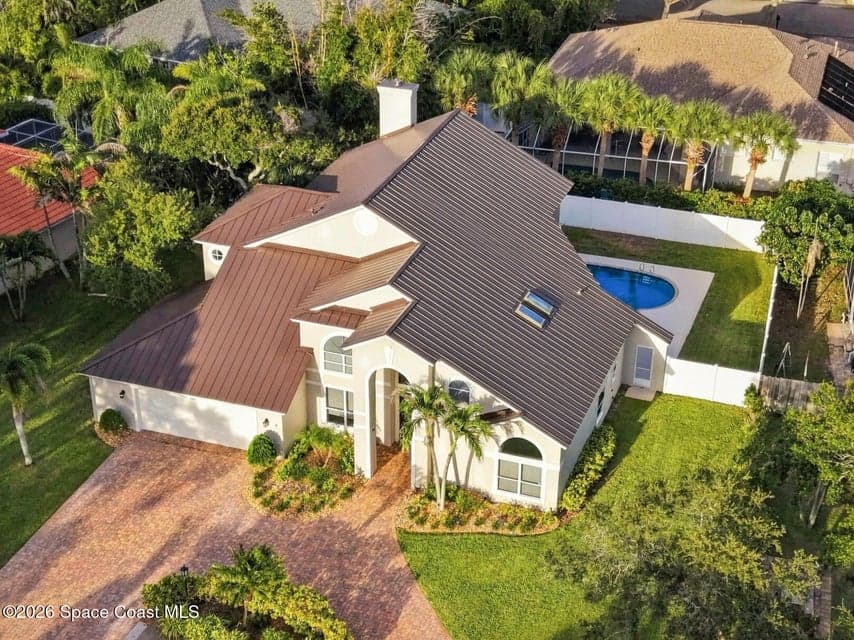 Home for sale at 680 Nightingale Drive, Indialantic, FL 32903 – 4 bed, 4 bath, photo 2