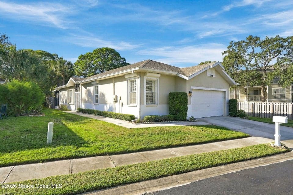 Home for sale at 1595 Derby Lane, Melbourne, FL 32935 – 3 bed, 2 bath, photo 2
