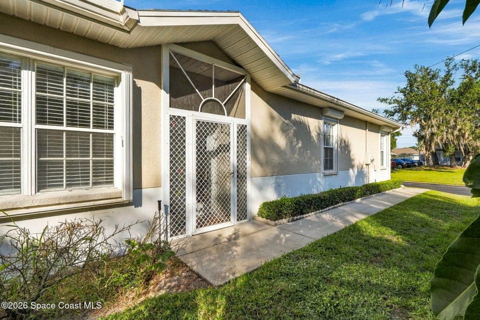 Home for sale at 1595 Derby Lane, Melbourne, FL 32935 – 3 bed, 2 bath, photo 4