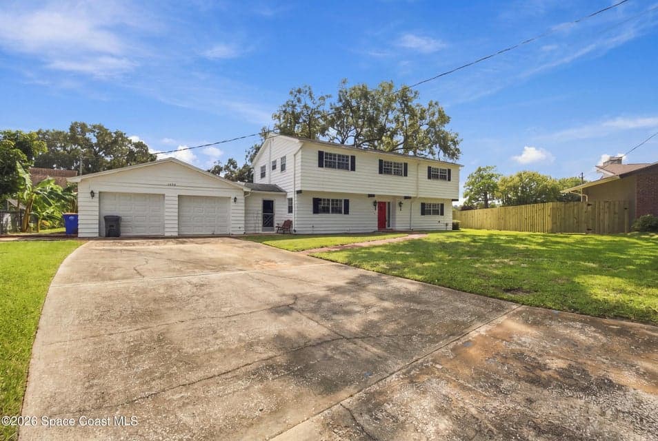 Home for sale at 1400 Hoy Lake Court, Rockledge, FL 32955 – 4 bed, 3 bath