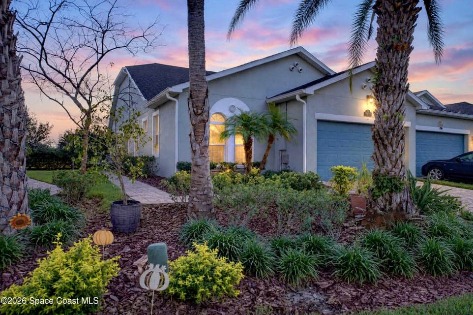 Home for sale at 7833 Loren Cove Drive, Melbourne, FL 32940 – 3 bed, 2 bath, photo 2