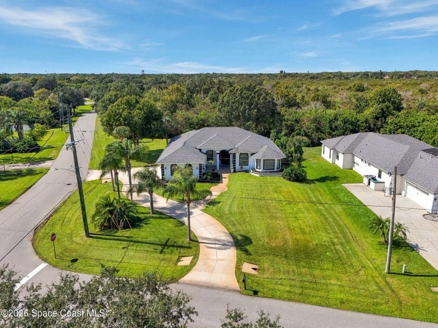 Home for sale at 4500 Canard Road, Melbourne, FL 32934 – 4 bed, 3 bath, photo 2