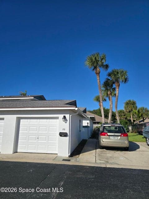 Condo for sale at 290 Paradise Boulevard 60, Indialantic, FL 32903 – 2 bed, 2 bath, photo 2