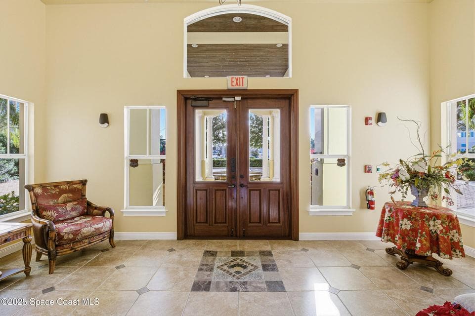 Condo for sale at 1437 Pineapple Avenue 302, Melbourne, FL 32935 – 3 bed, 3 bath, photo 6