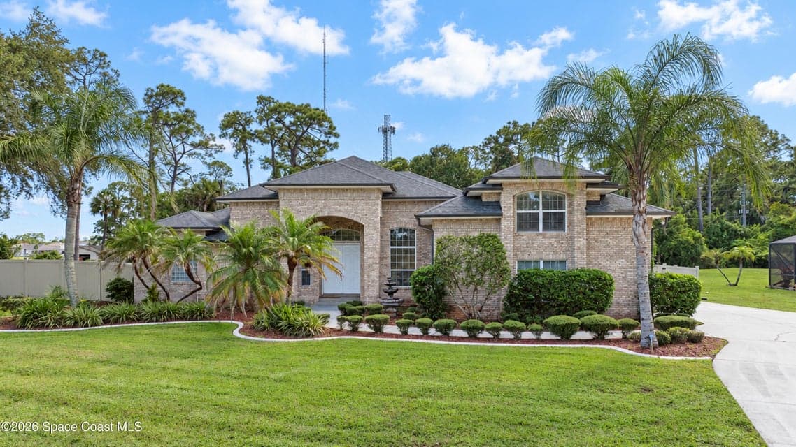 Home for sale at 3601 Carriage Gate Drive, Melbourne, FL 32904 – 4 bed, 3 bath, photo 4