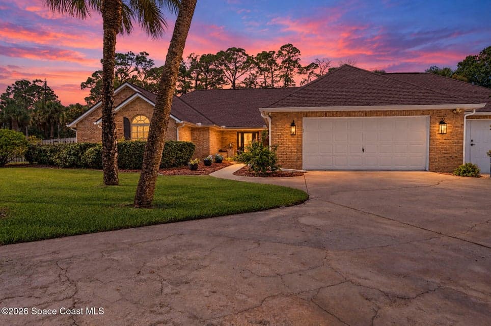 Home for sale at 4830 Durango Place, Melbourne, FL 32904 – 4 bed, 3 bath, photo 3