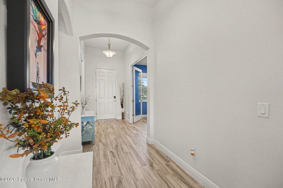 Home for sale at 7439 Jazero Place, Melbourne, FL 32940 – 4 bed, 4 bath, photo 4