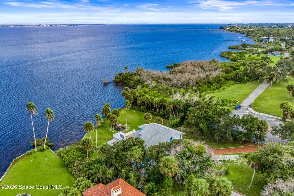 Home for sale at 1310 Prospect Avenue, Melbourne, FL 32901 – 4 bed, 0 bath, photo 6