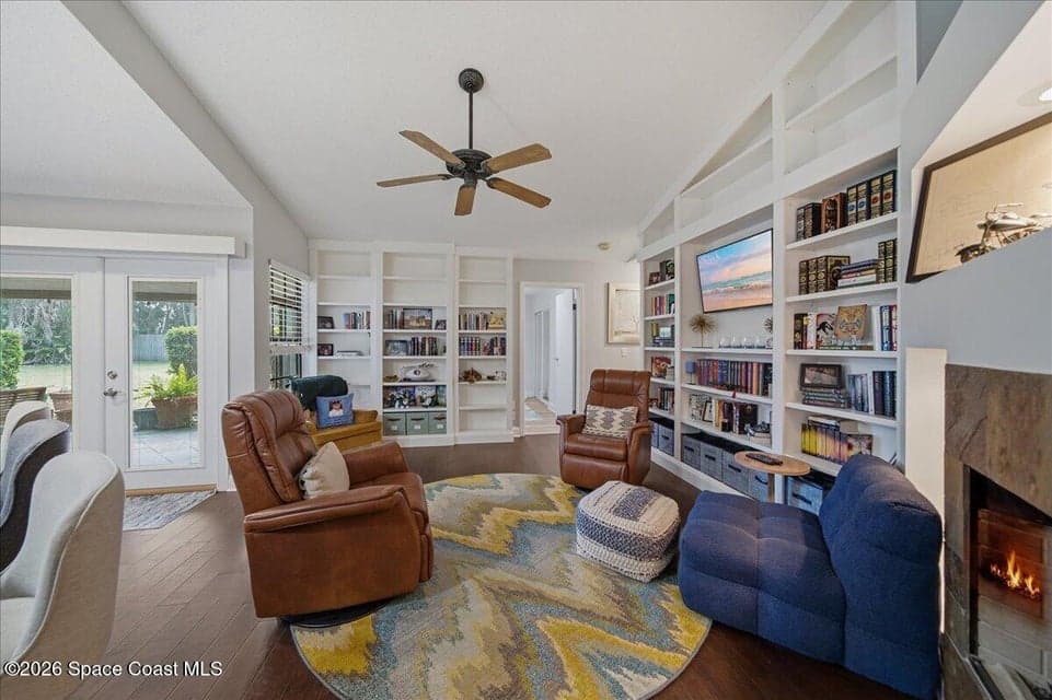 Home for sale at 1237 Lakeview Drive, Rockledge, FL 32955 – 4 bed, 2 bath, photo 6