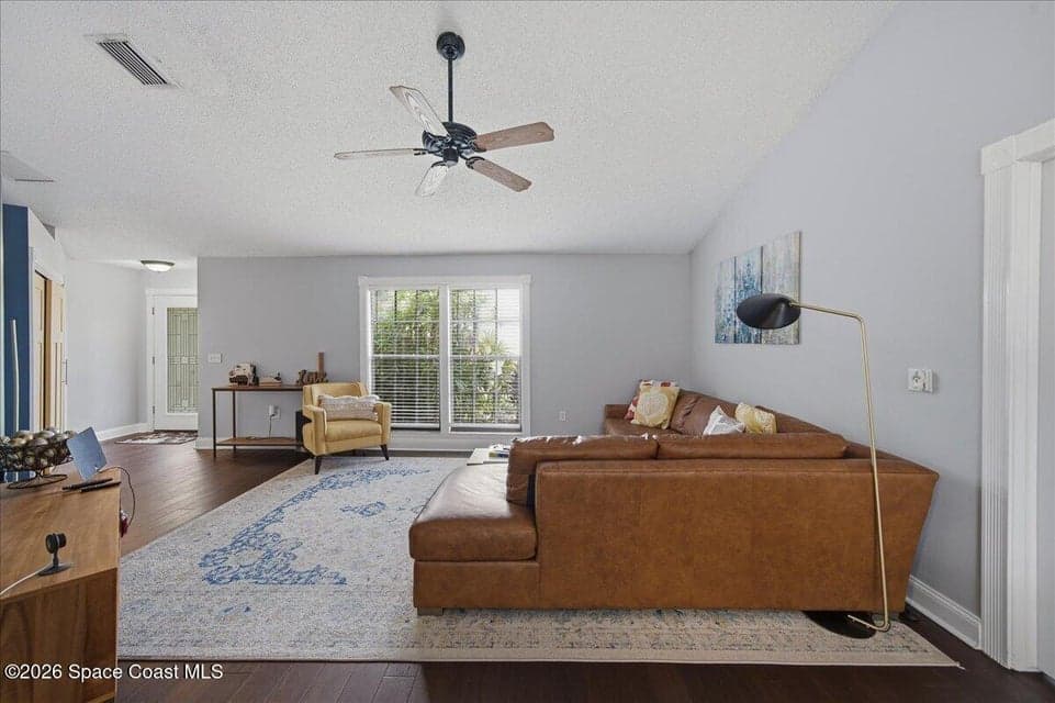 Home for sale at 1237 Lakeview Drive, Rockledge, FL 32955 – 4 bed, 2 bath, photo 3