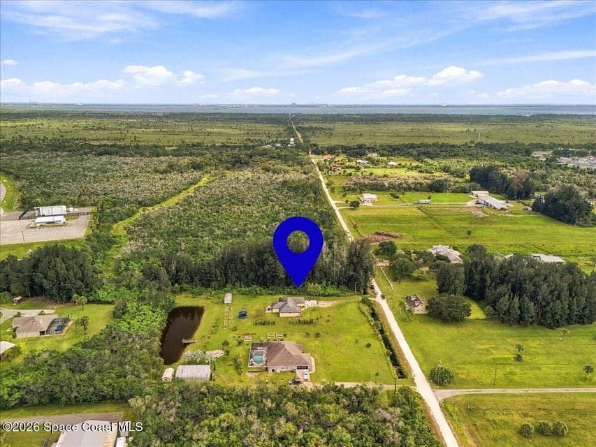 Home for sale at 1500 Dalbora Road, Merritt Island, FL 32953 – 3 bed, 2 bath, photo 4
