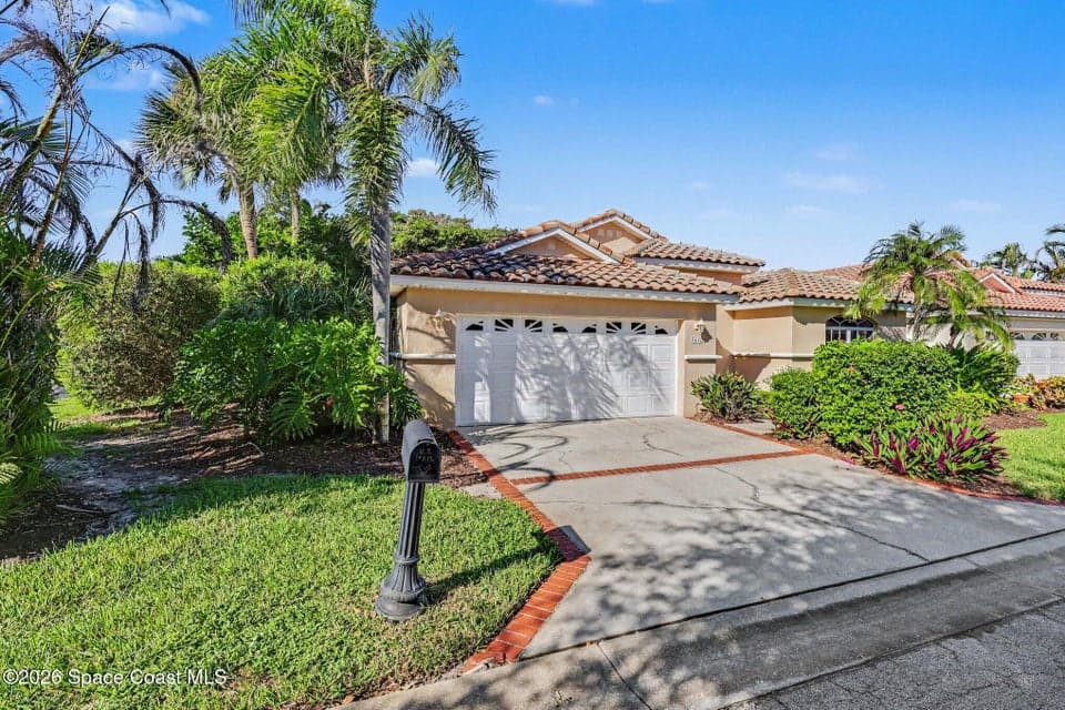 Home for sale at 5612 Beach Elder Way, Melbourne Beach, FL 32951 – 3 bed, 2 bath, photo 3