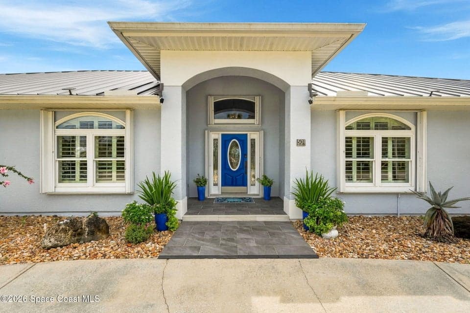 Home for sale at 501 Avenue A, Melbourne Beach, FL 32951 – 3 bed, 3 bath, photo 6