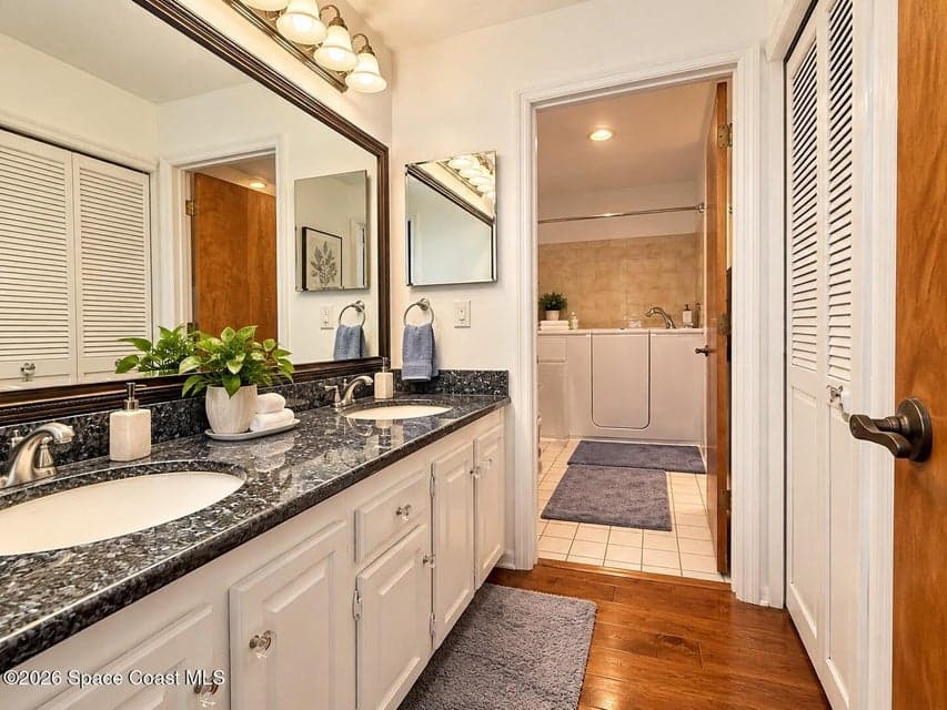 Condo for sale at 919 Ridge Lake Drive, Melbourne, FL 32940 – 2 bed, 2 bath, photo 3