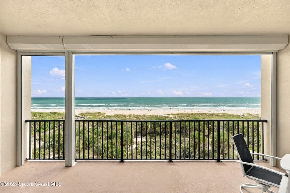 Condo for sale at 6191 Messina Lane 302, Cocoa Beach, FL 32931 – 3 bed, 2 bath, photo 2