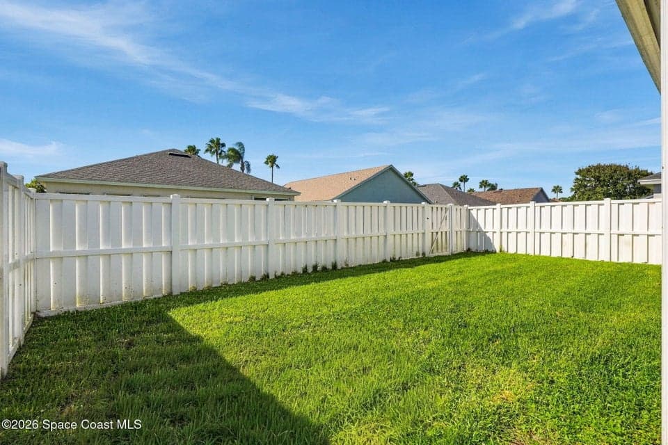 Home for sale at 660 Misty Creek Drive, Melbourne, FL 32940 – 3 bed, 2 bath, photo 3