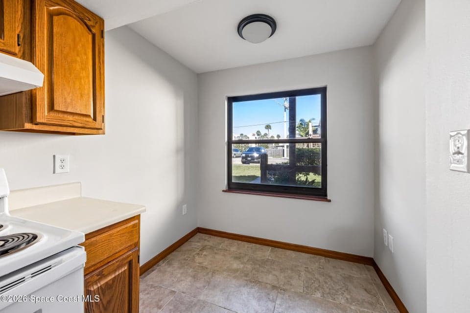 Condo for sale at 5650 N Banana River Boulevard 2-2, Cocoa Beach, FL 32931 – 2 bed, 2 bath, photo 6