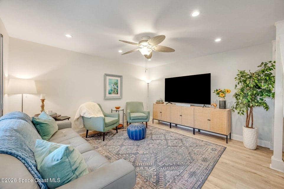 Condo for sale at 3184 Beach Winds Court, Melbourne Beach, FL 32951 – 2 bed, 2 bath, photo 2