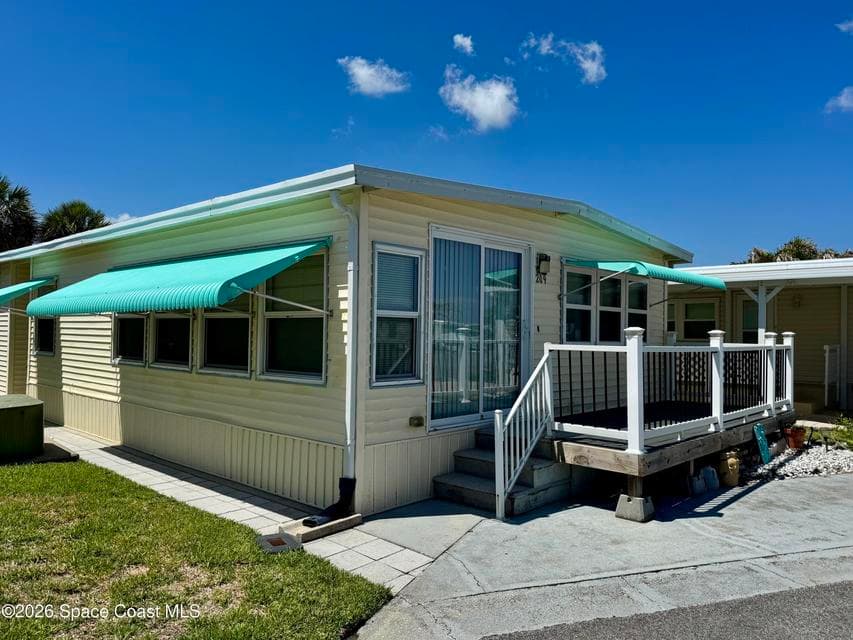 209 Liberty Lane, Melbourne Beach, FL 32951