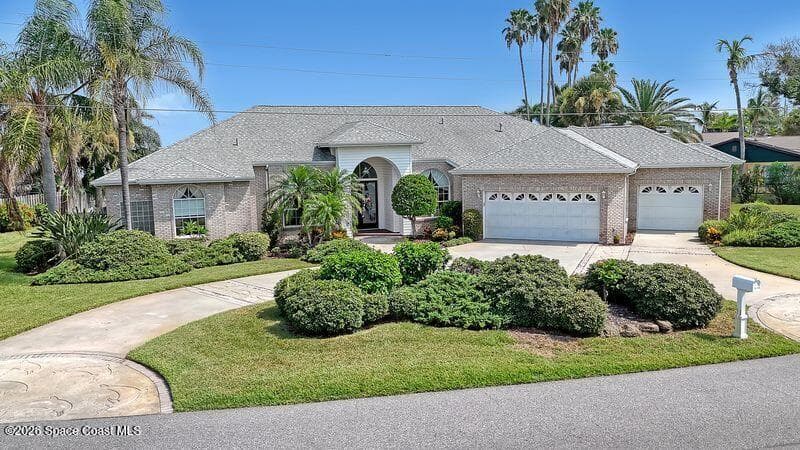 1530 Bay Shore Drive, Cocoa Beach, FL 32931