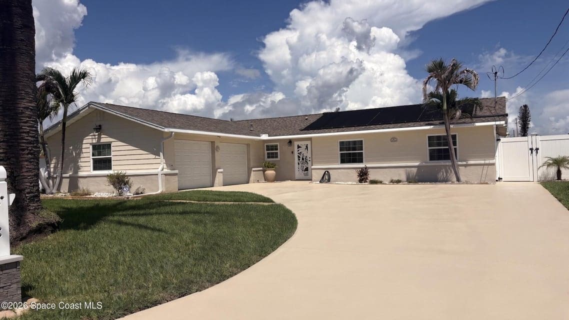328 Carmine Drive, Cocoa Beach, FL 32931