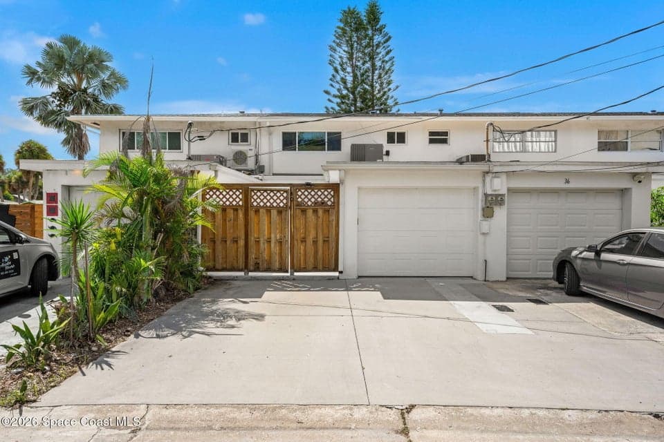 40 Adams Court, Satellite Beach, FL 32937