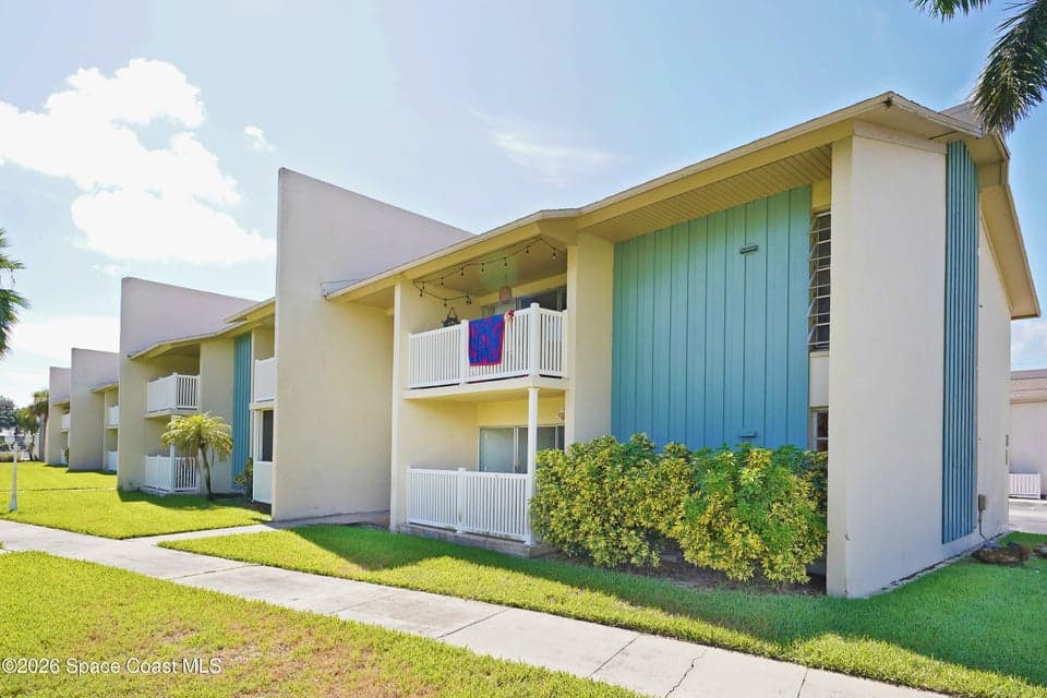 250 N Banana River Drive B15, Merritt Island, FL 32952