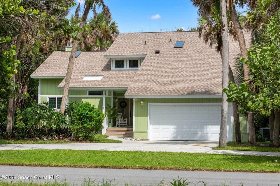 220 Cardinal Drive, Melbourne Beach, FL 32951