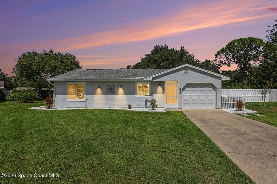 924 Gables Way, Melbourne, FL 32940