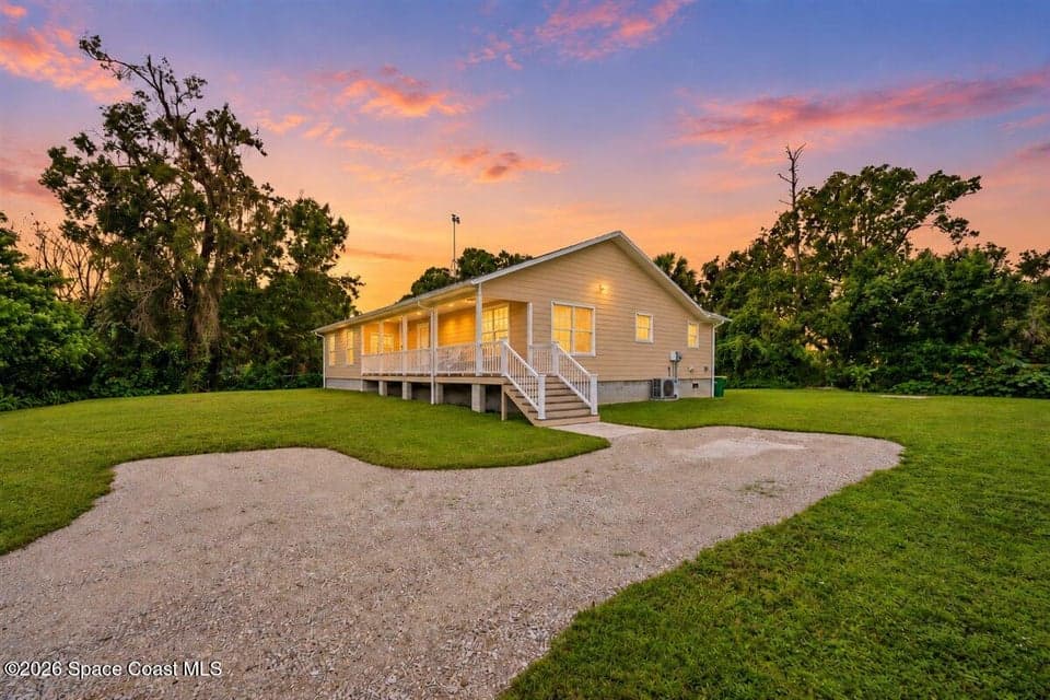 435 Lemon Grove Avenue, Melbourne, FL 32904